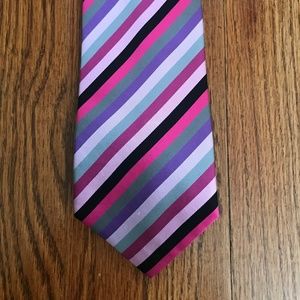 Charles Tyrwhitt 100% Silk Tie